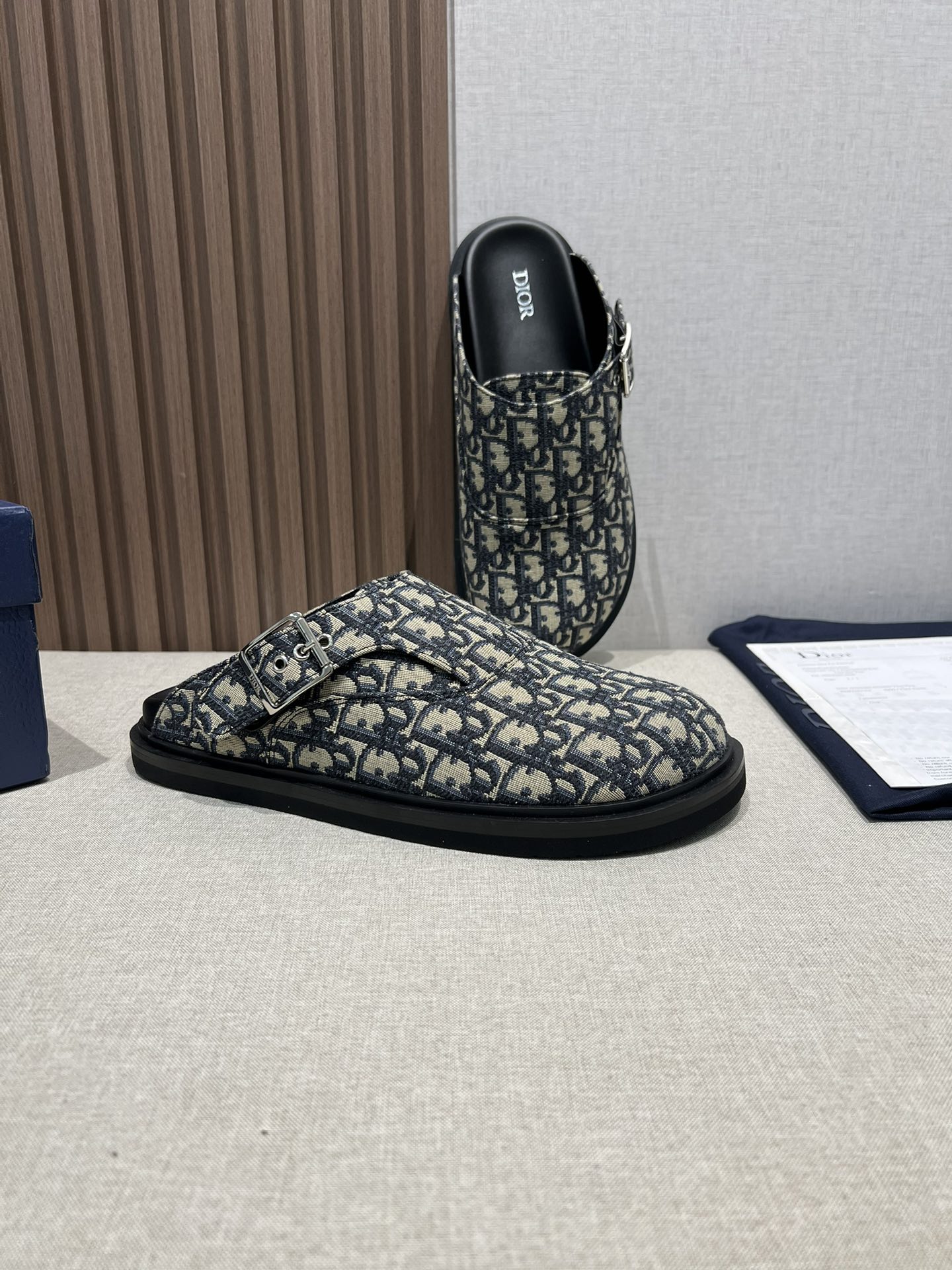 Dior Slipper